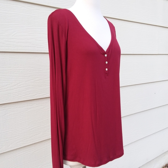 Stars Above Maroon Red Long Sleeve Top L - Picture 2 of 5